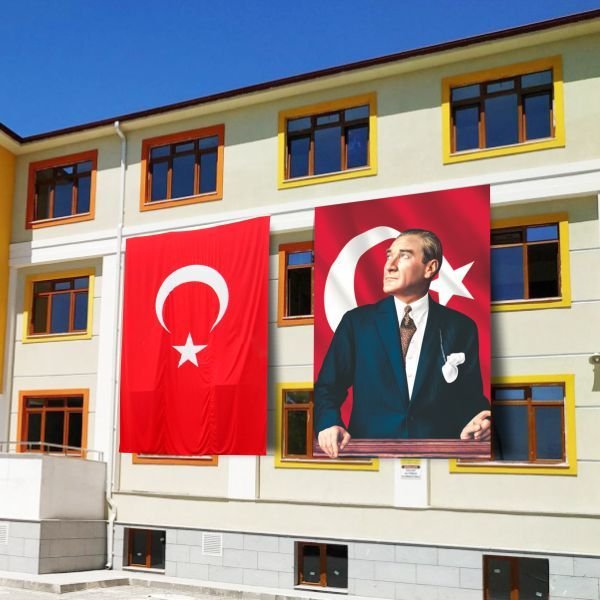 Bina Boyu Bayrak